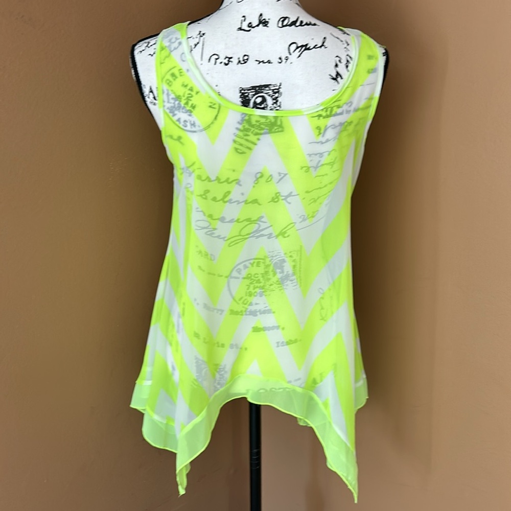 Sheer Tank - Picture 2 of 3